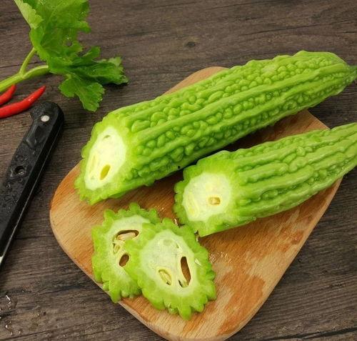 睡大街吃瓜,夜幕下的温馨生活画卷